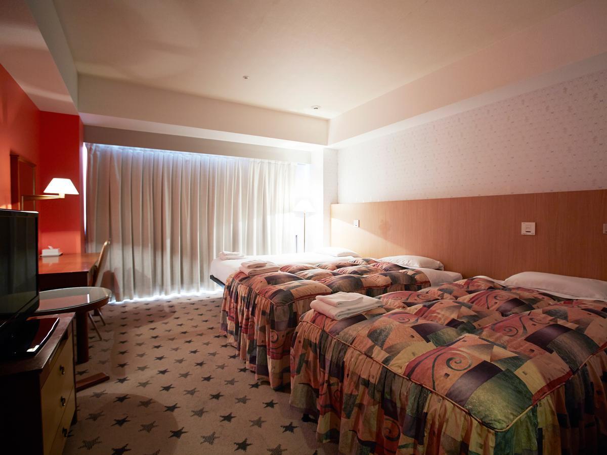 Hotel Seagull Tenpozan Осака Екстер'єр фото